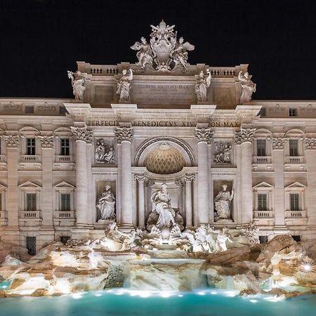 Heart Palace Fontana Di Trevi Rom Eksteriør billede